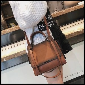 #NEW BERLIN Handbag A